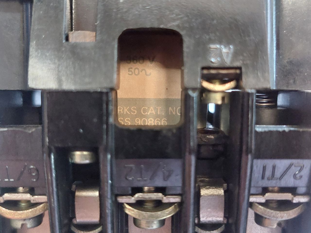 L&T Ml1 Contactor 16A 415V 50Hz 360V