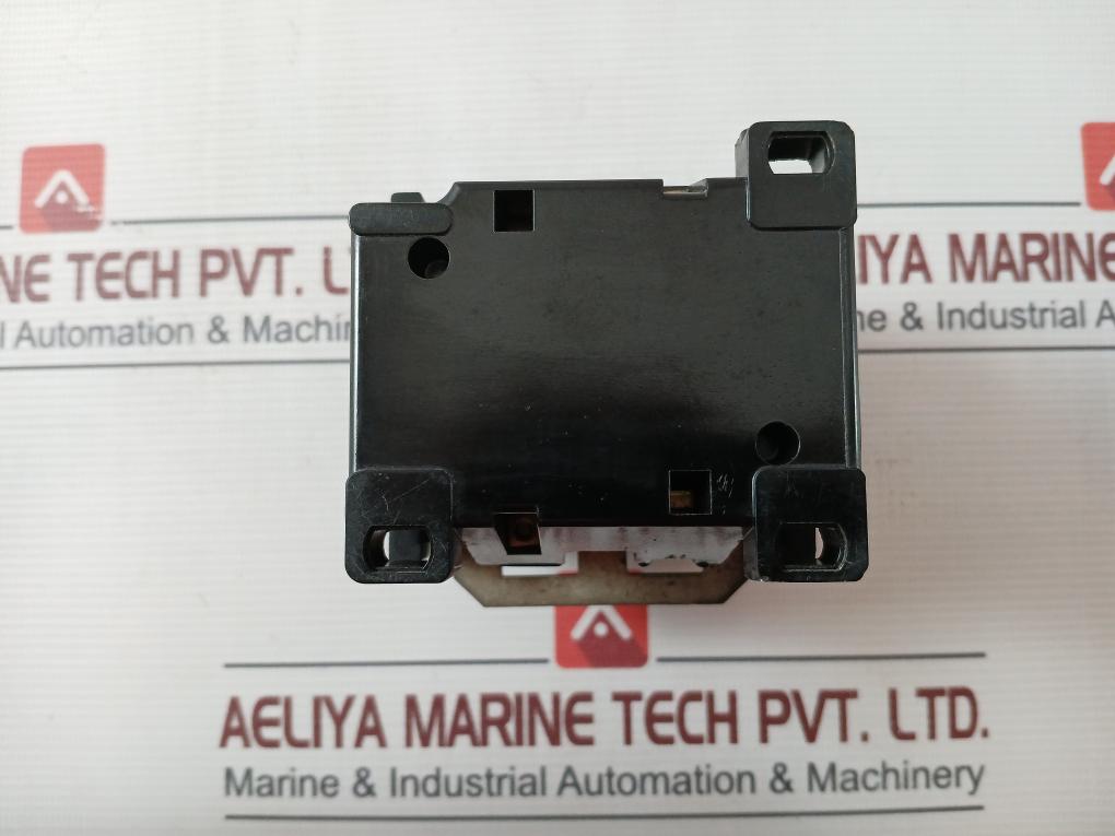 L&T Ml1 Contactor 16A 415V 50Hz 360V