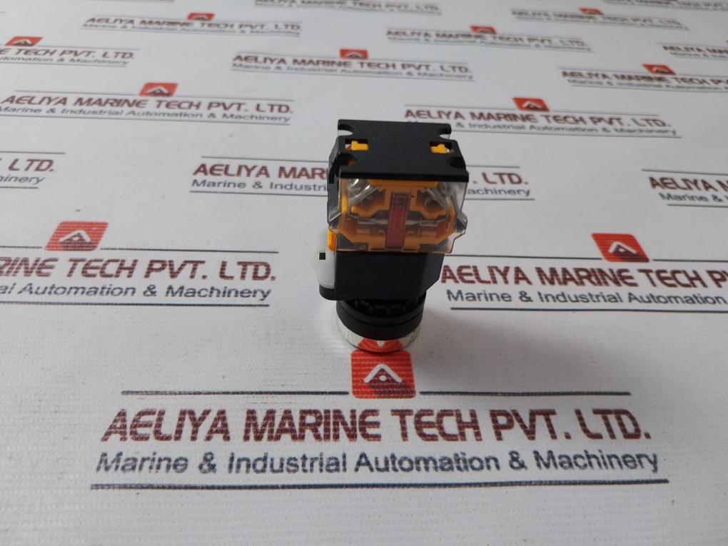 La38/203/209 B Button Switch La38 Series 440v