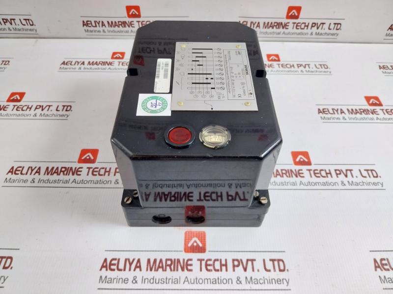 Lae1/8865 Oil Burner Control Module Siemens 220-240V 60Hz