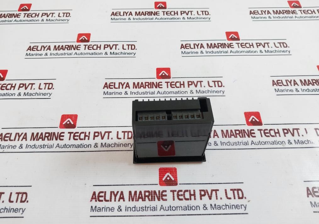 LAE Electronic AT2-5BS4E-G Refrigeration Controller SN4 B20P1