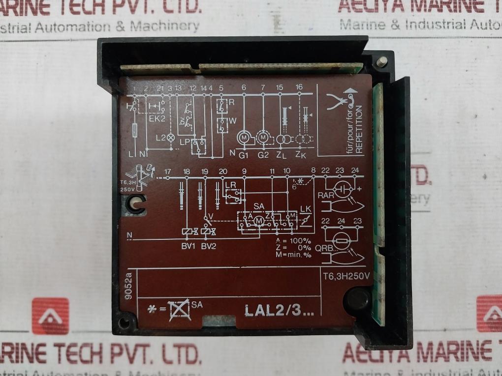 Landis & Gyr Lal2.25 Serie 02 Burner Sequence Controller 220–240V 50–60Hz