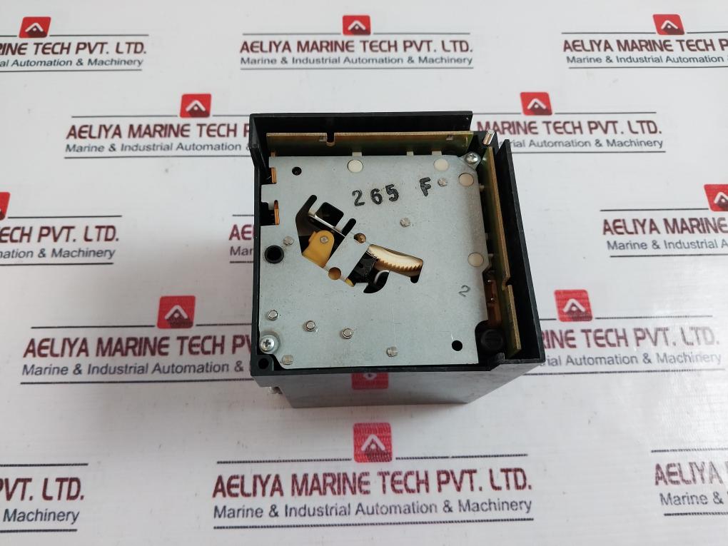 Landis & Gyr Lal2.65 Serie 02 Oil Burner Control 220-240V~ 50/60Hz 3.5Va