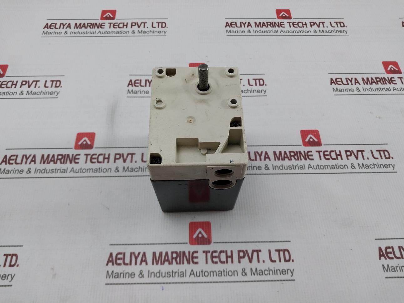 Landis & Gyr Sqn30.151A2700 Servomotor 50-60Hz 9661
