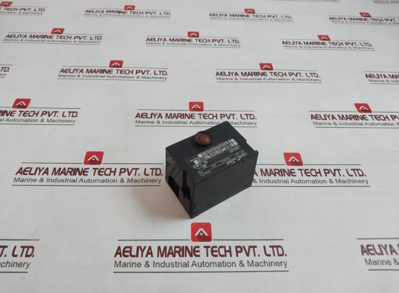 Landis & Gyr Lga52.150A27 Gas Burner Control Box 220-240V Ac 50-60Hz 0006200363