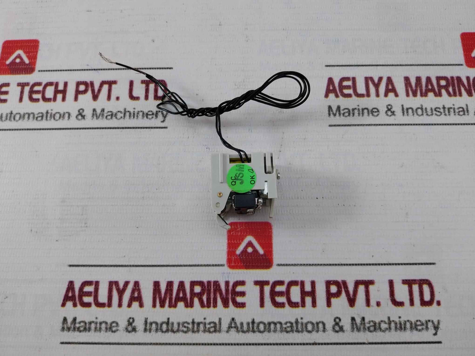 Larsen & Toubro Cm97883 Shunt Release Coil 240/415 Vac 50/60Hz
