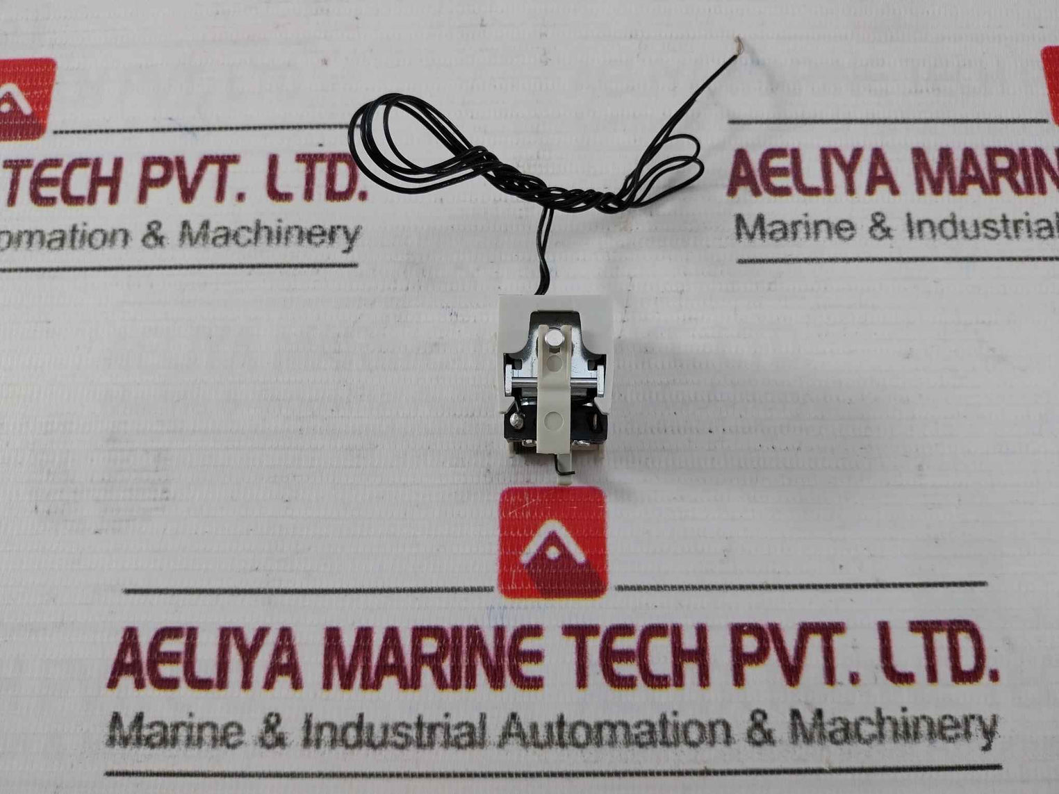 Larsen & Toubro Cm97883 Shunt Release Coil 240/415 Vac 50/60Hz