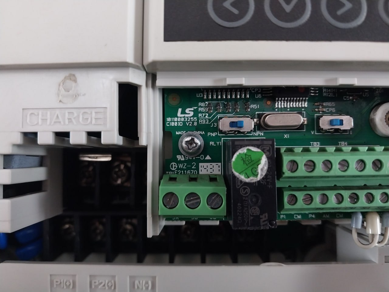 Larsen & Toubro Cx2000 Ac Drive 6025Svm-n2 Dc 24V Ci00Io V2.0