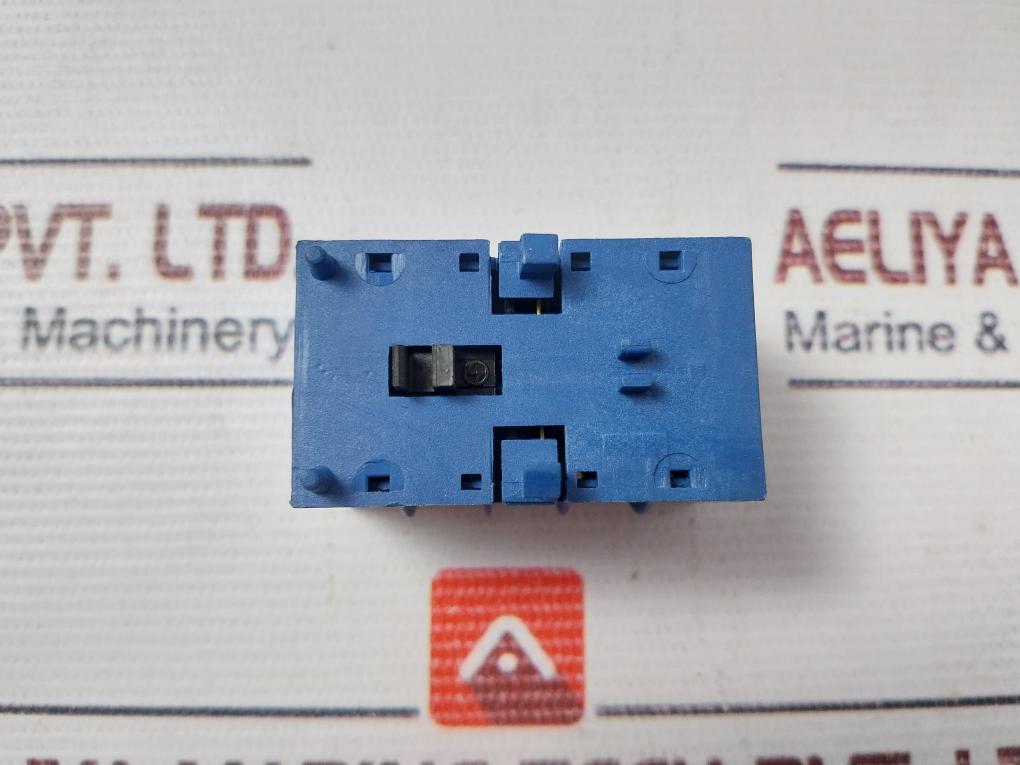 Larsen & Toubro Mx-a1 Mini Power Contactor With Relay 415V 3A 50Hz/60Hz