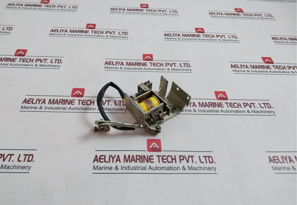 Larsen & Toubro Sl-92265 Undervoltage Release 240V Ac 50Hz