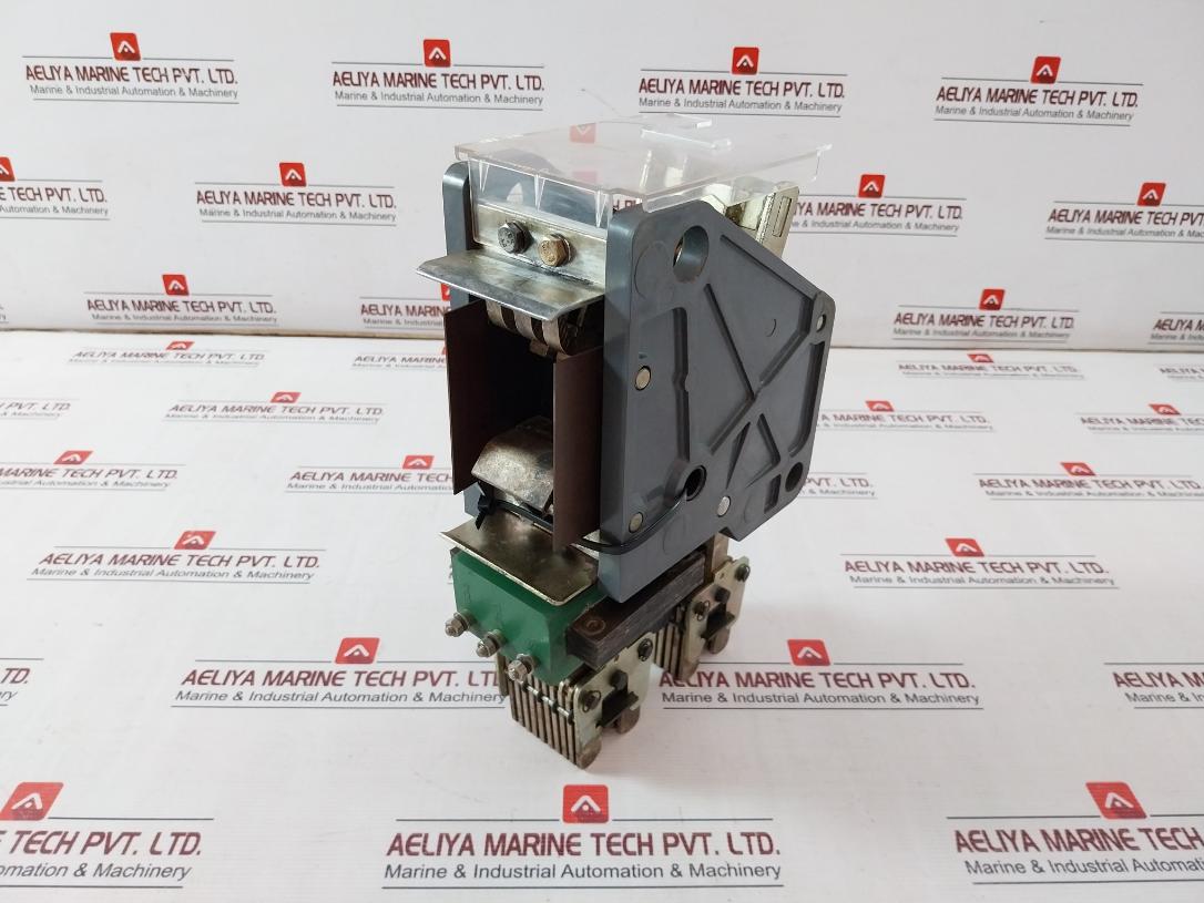 Larsen & Toubro Sl50060 Air Circuit Breaker 1600 Amp 4 Pole 3Wb1473 (Part Only)