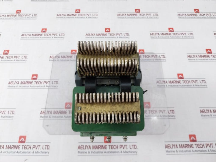 Larsen & Toubro Sl50060 Air Circuit Breaker 2500 Amp 3 Pole 3Wb1671 (Part Only)