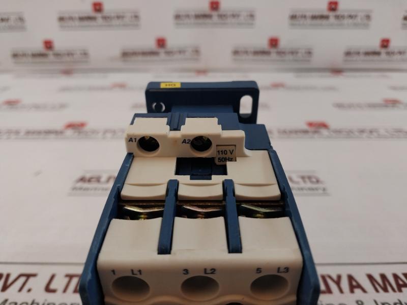 Larsen & Toubro Mnx 40 3 Pole Power Contactor Cs 94190 110V 50Hz 415V 40A