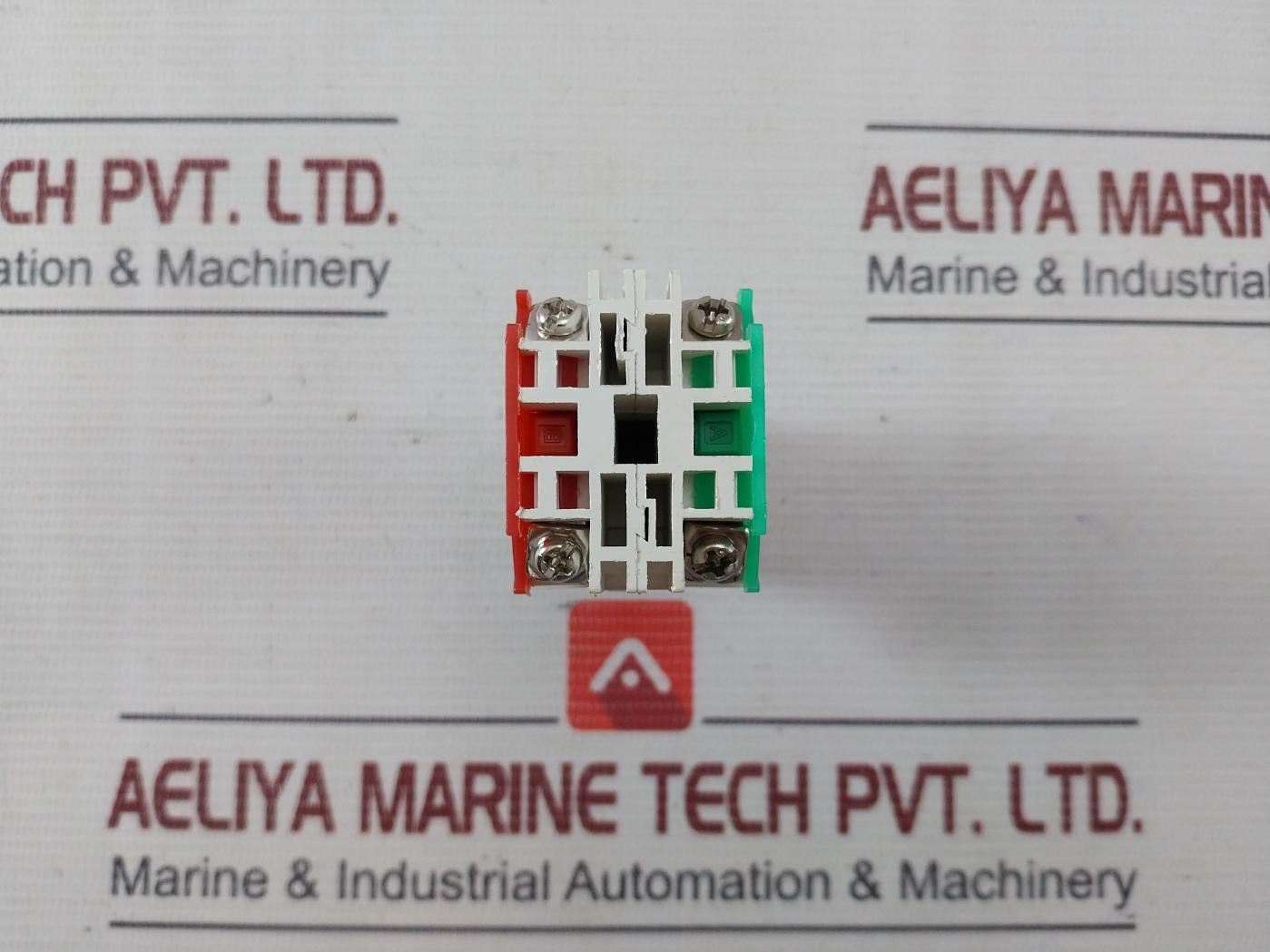 Lay7 (Pbc Y090 Lay37) Push Button Switch 660V 10A