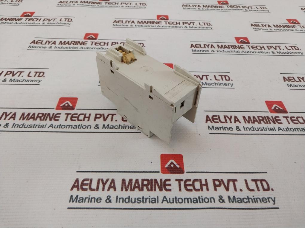 Legrand 037 87 Timer 220-240Vac