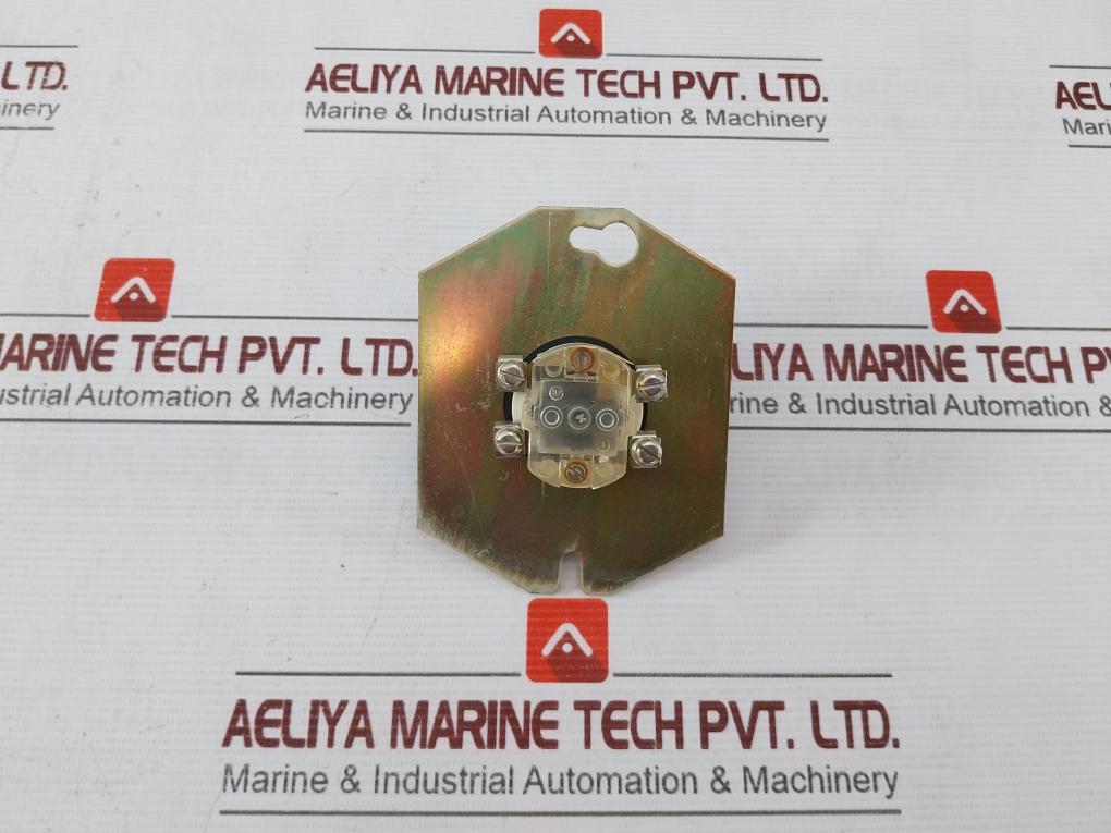 Legrand 38028 Emergency Stop Fire Safety Box 6A-380V 80X80X2 300 V Ac Sx50