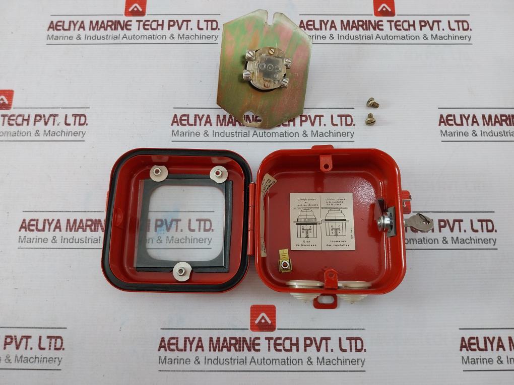 Legrand 38028 Emergency Stop Fire Safety Box 6A-380V 80X80X2 300 V Ac Sx50