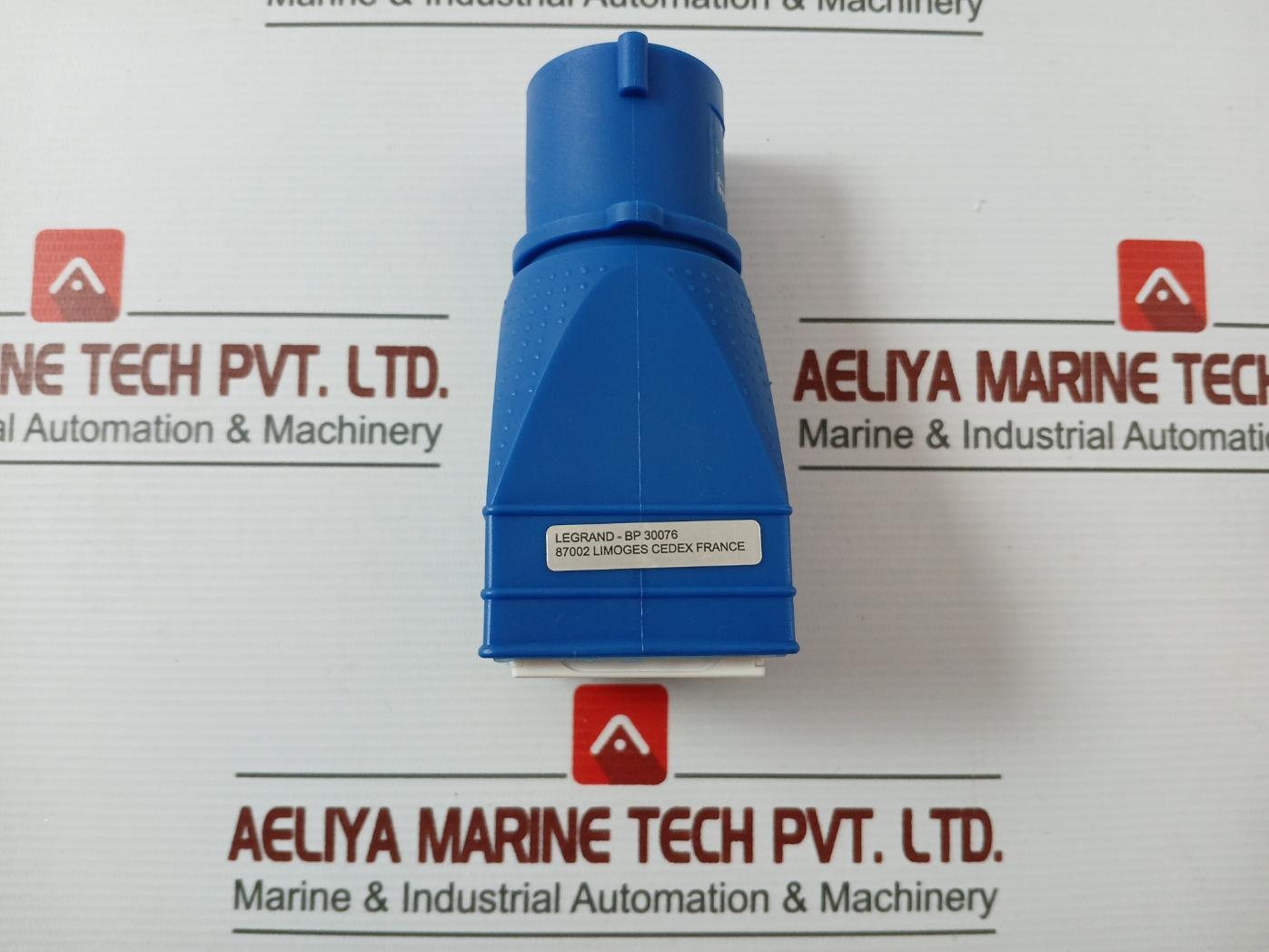 Legrand 521 03 Power Connector Adapter Plug Ip40