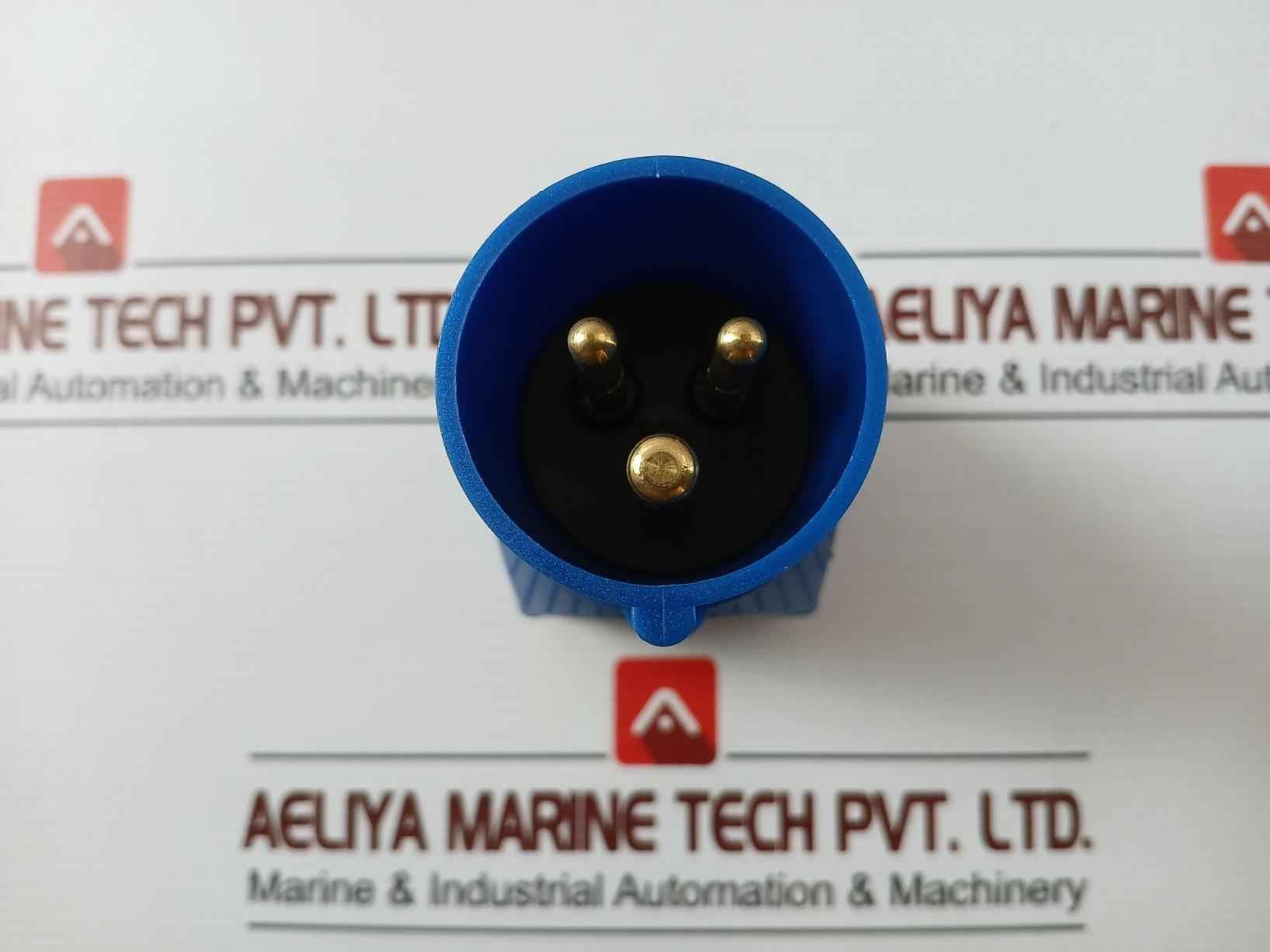 Legrand 521 03 Power Connector Adapter Plug Ip40