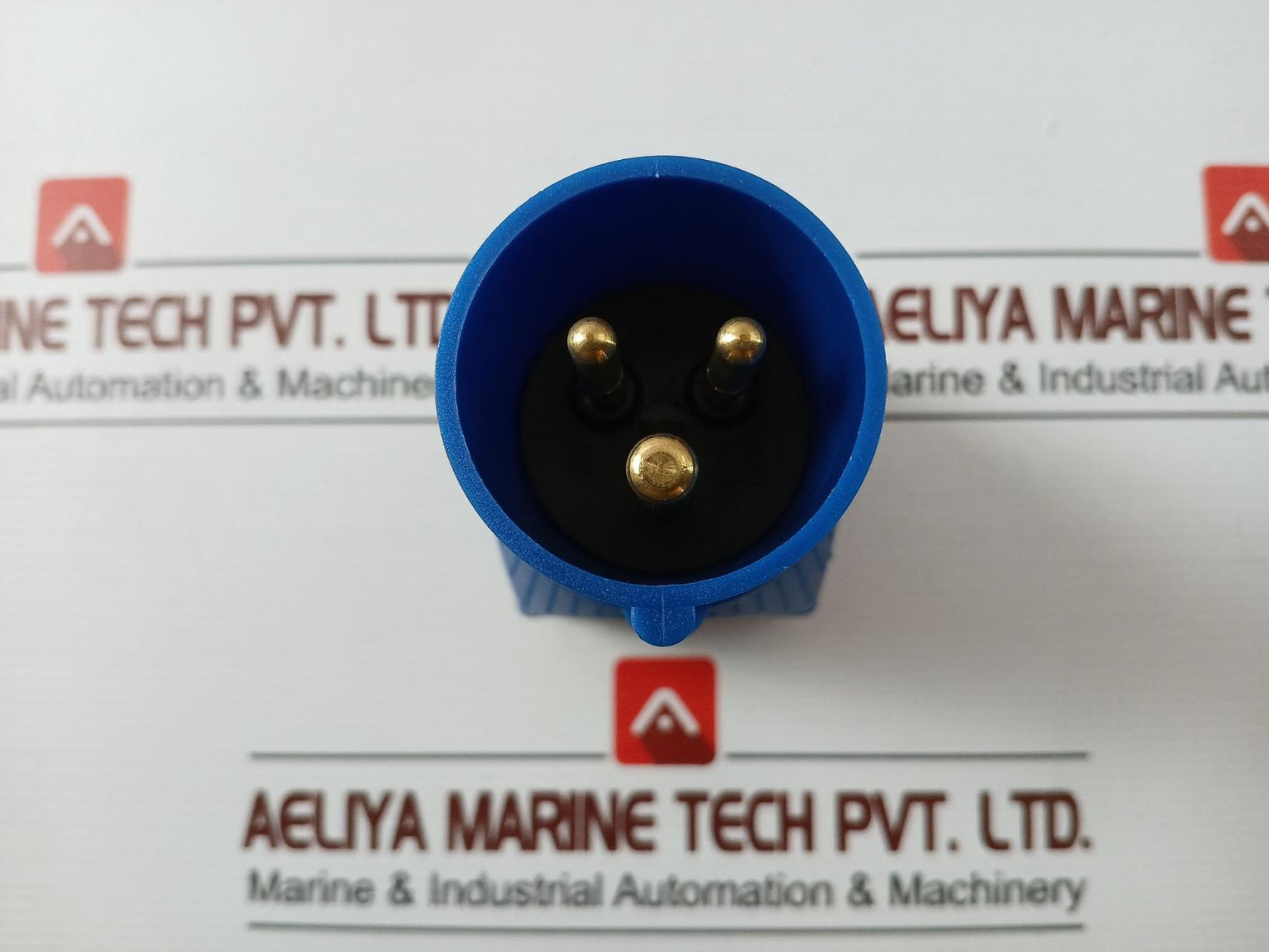 Legrand 521 03 Power Connector Adapter Plug Ip40