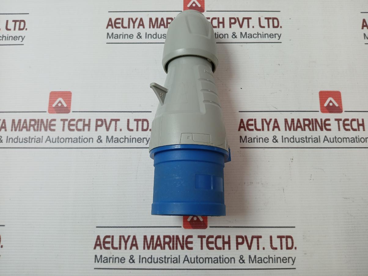 Legrand 5 552 34 Industrial Power Plug 2P 32A-6H Ip44 18W35 200-250V