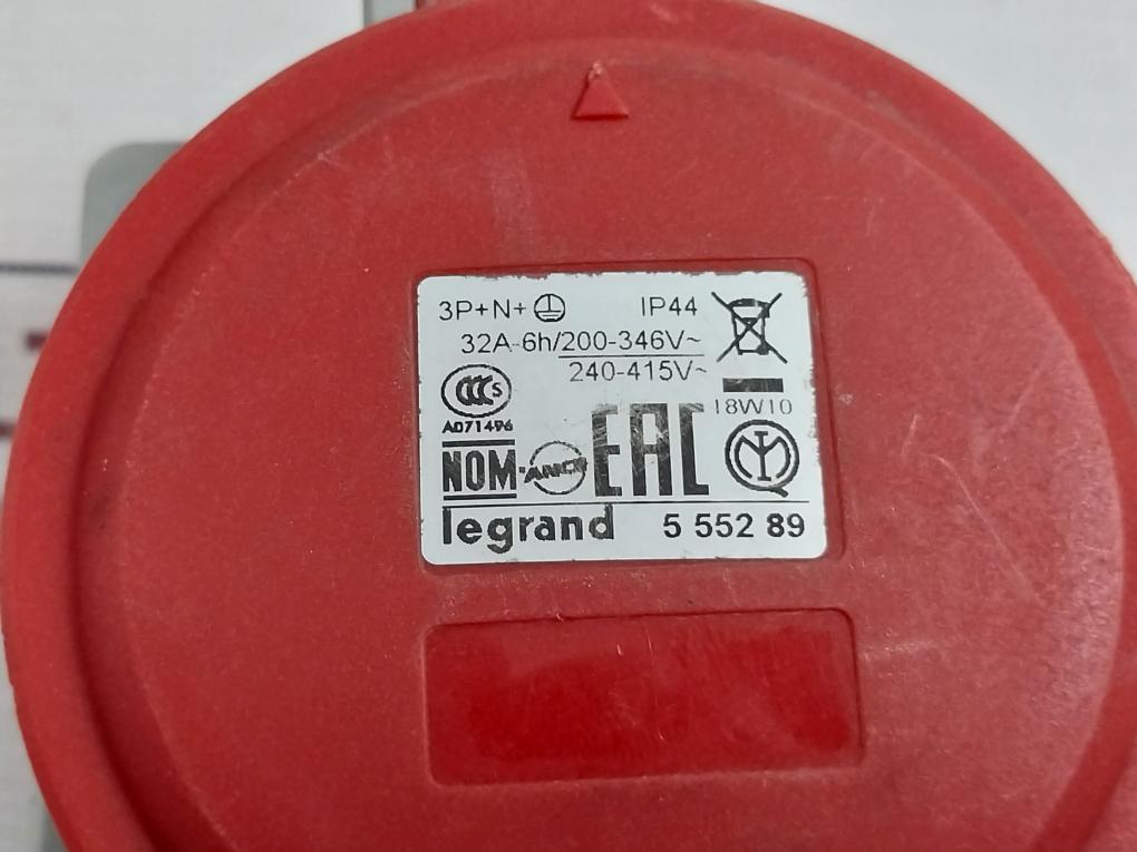 Legrand 5 552 89 Industrial Panel Mounting Socket A071496