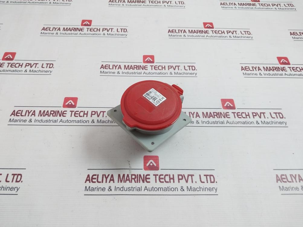 Legrand 5 552 89 Industrial Panel Mounting Socket A071496