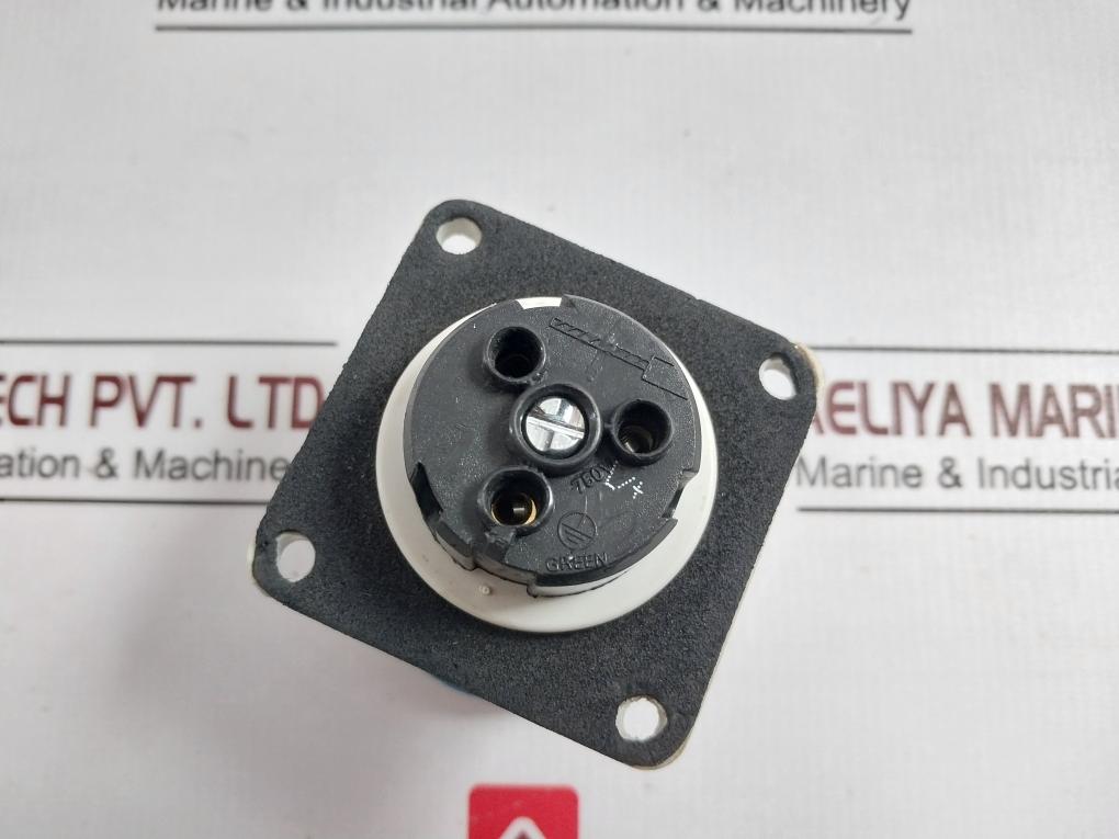 Legrand 573 54 Blue Power Socket 3 Poles 16A 750V