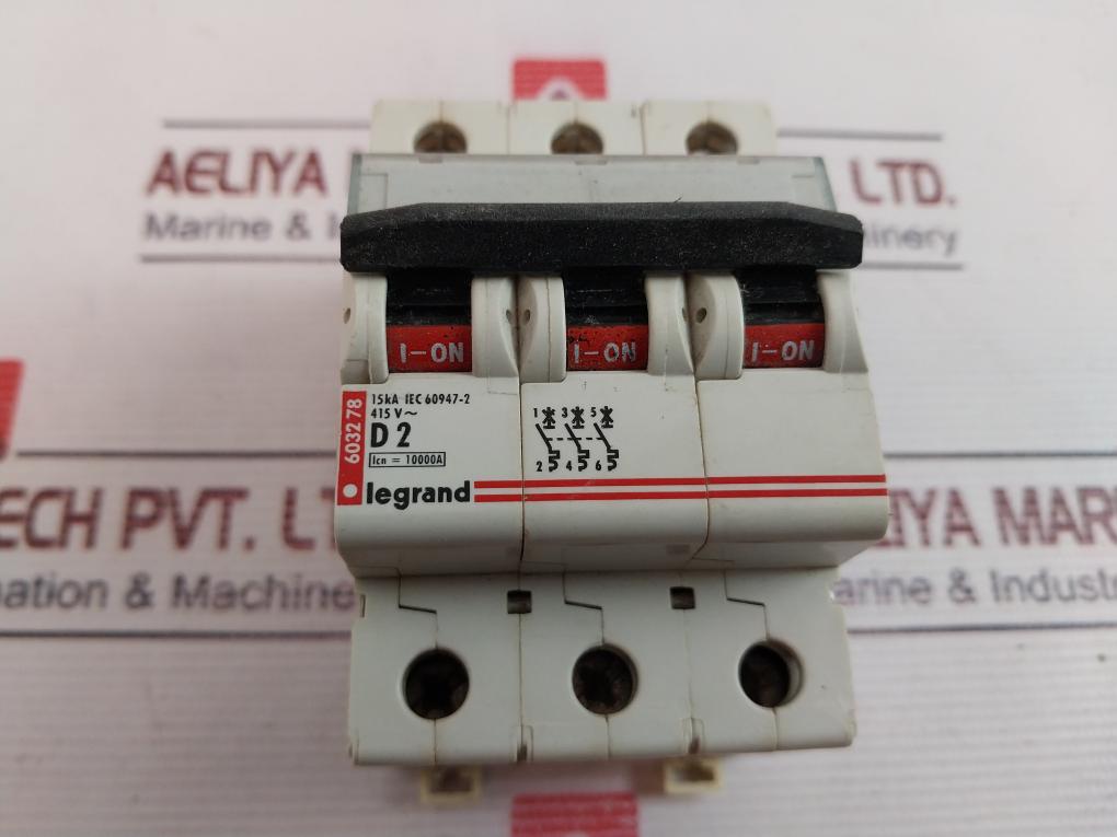 Legrand D2 15Ka 3P Circuit Breaker 50/60Hz