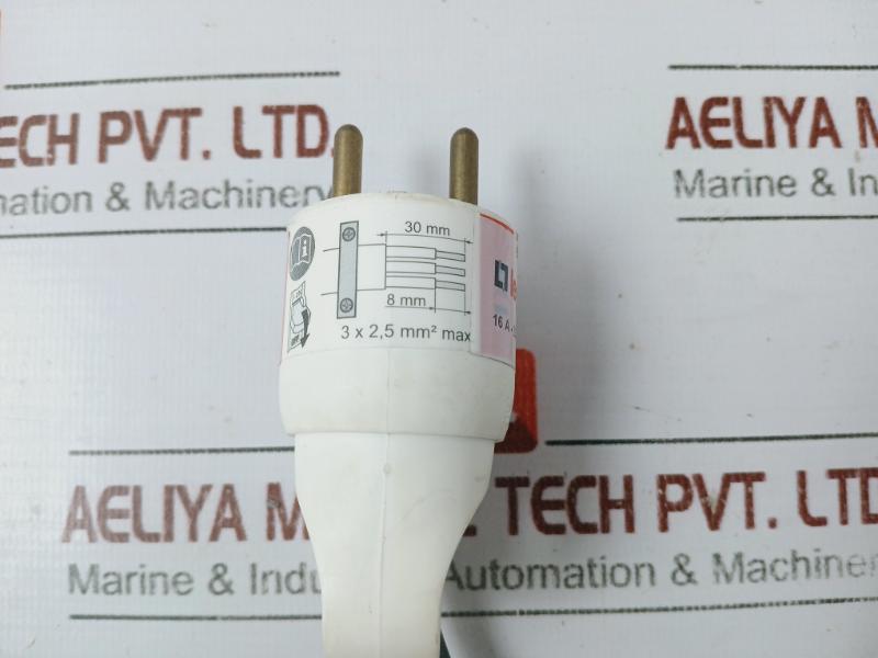 Legrand Fnc-300 Step Up & Step Down Transformer 230v Or 110v 50hz-60hz