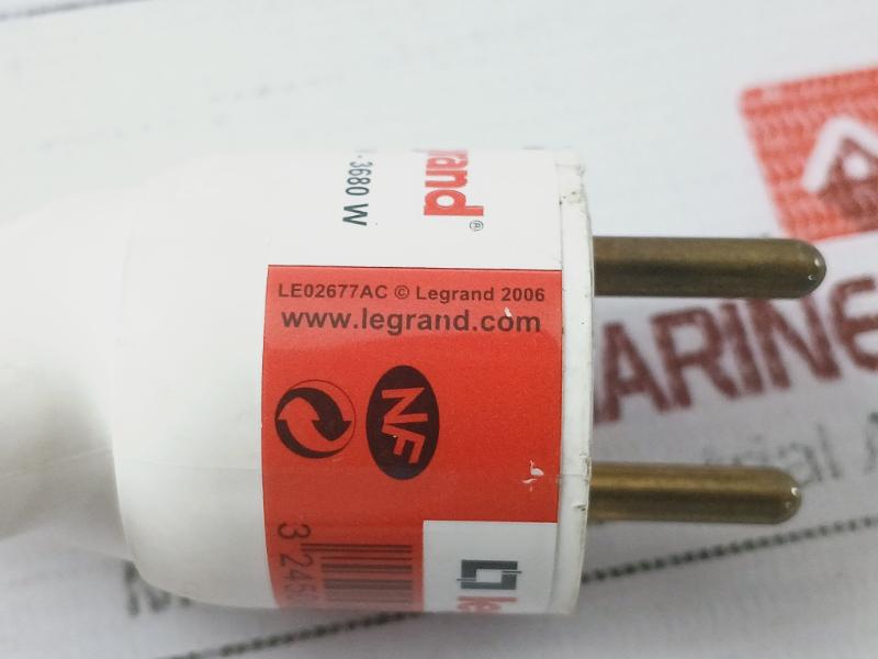 Legrand Fnc-300 Step Up & Step Down Transformer 230v Or 110v 50hz-60hz