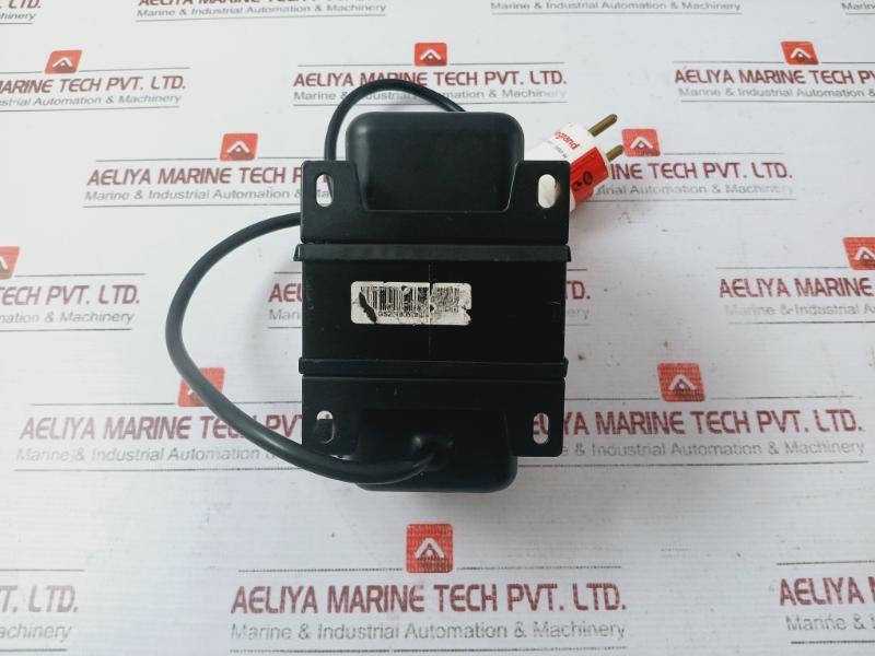 Legrand Fnc-300 Step Up & Step Down Transformer 230v Or 110v 50hz-60hz