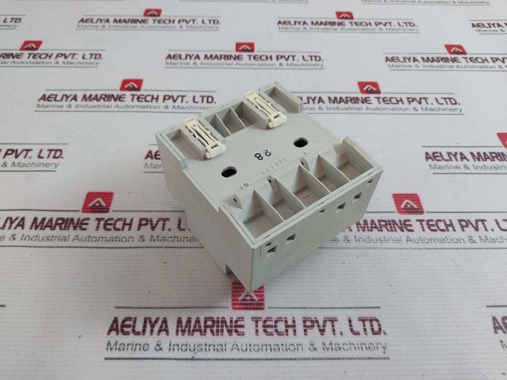 Legrand Uf1044 Transformer 50/60Hz