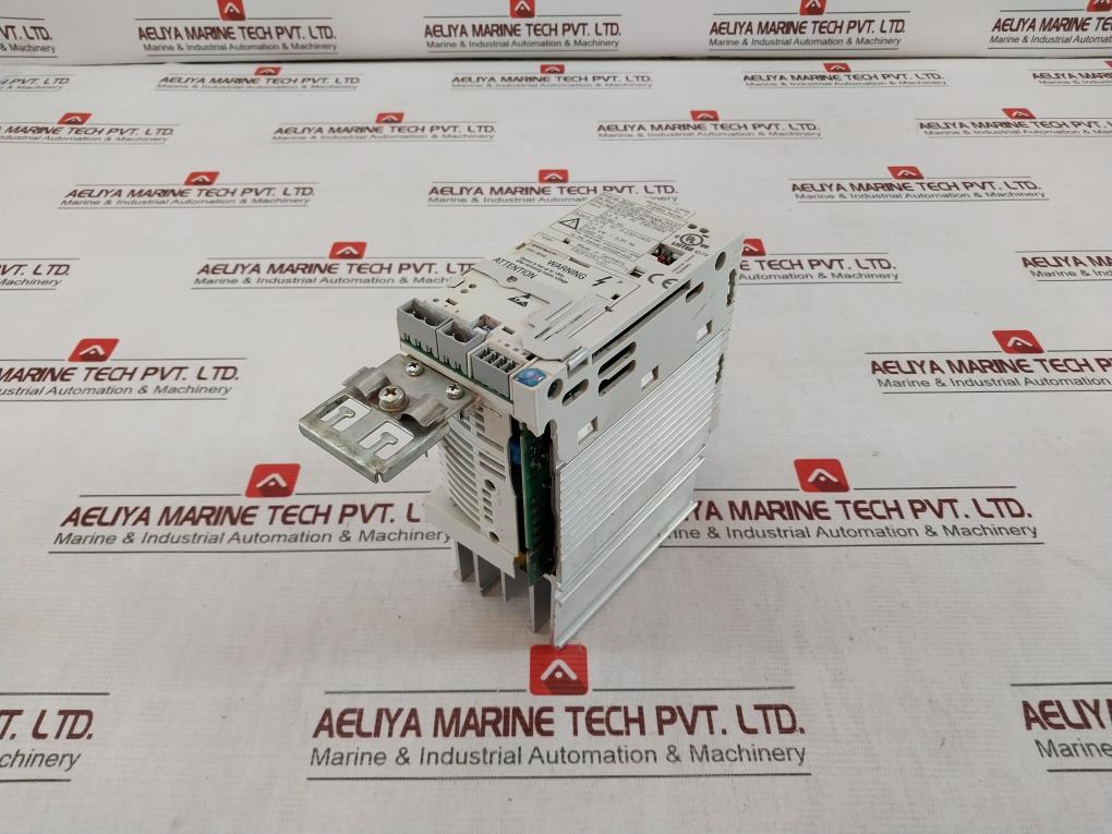 Lenze E82Ev251_2C 8200 Vector Frequency Inverter Ver 4A37 016379620175