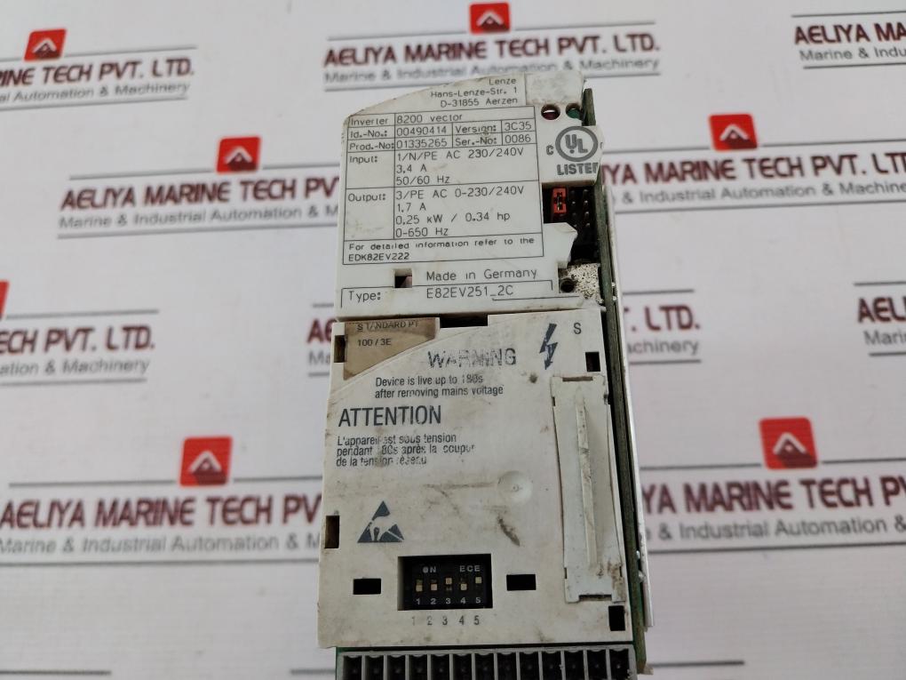 Lenze E82Ev251_2C Inverter 8200 Vactor Ver 3C35