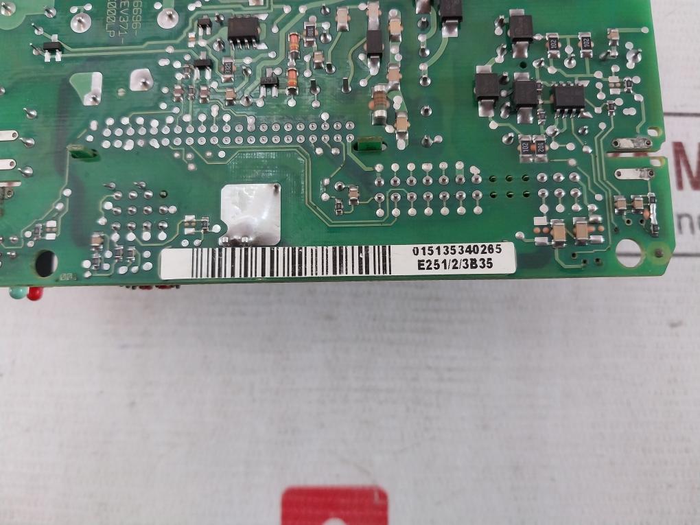 Lenze E82Ev371-2C000Lp Plc Sub Assemble E82Ev000-0Bmp 015135340265 E166128