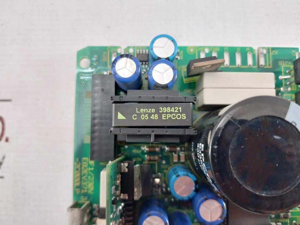 Lenze E82Ev371-2C000Lp Plc Sub Assemble E82Ev000-0Bmp 015135340265 E166128