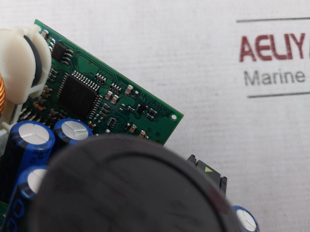 Lenze E82Ev371-2C000Lp Plc Sub Assemble E82Ev000-0Bmp 015135340265 E166128