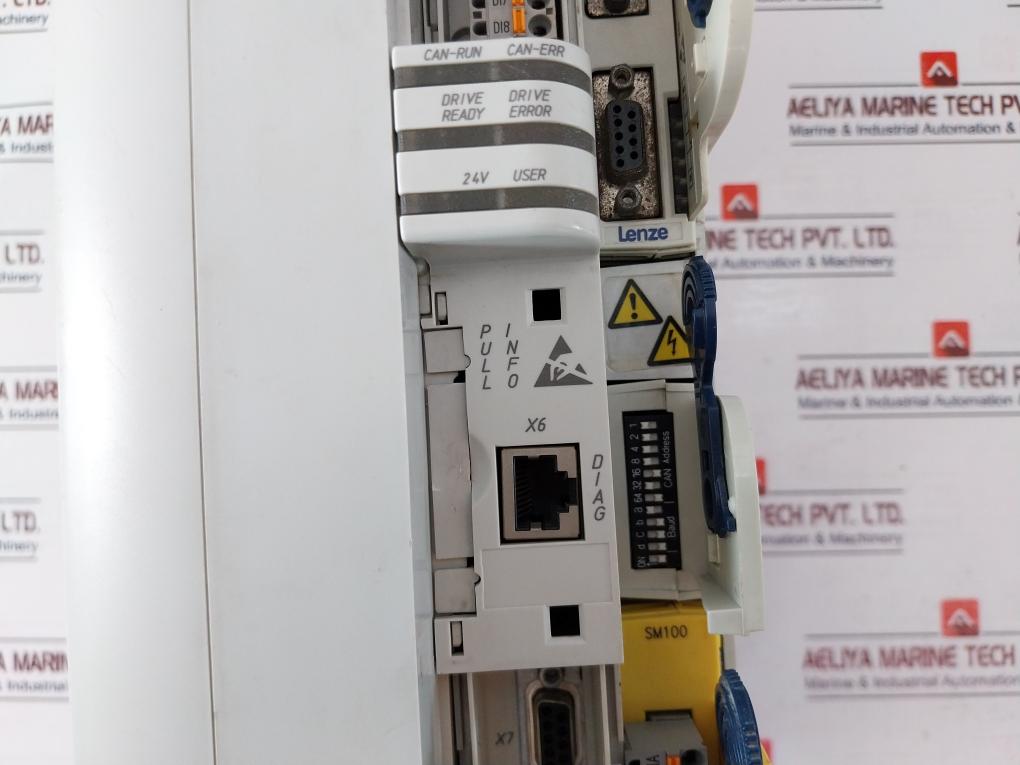 Lenze E94AMHE0324 Servo Drive