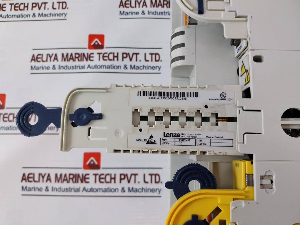 Lenze E94AMHE0324 Servo Drive