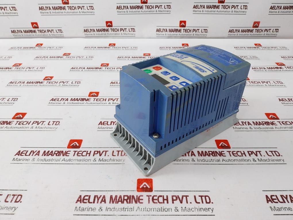 Lenze Esv371N01Sxb Smvector Inverter Drive 50-60Hz 120/240V 0-230V