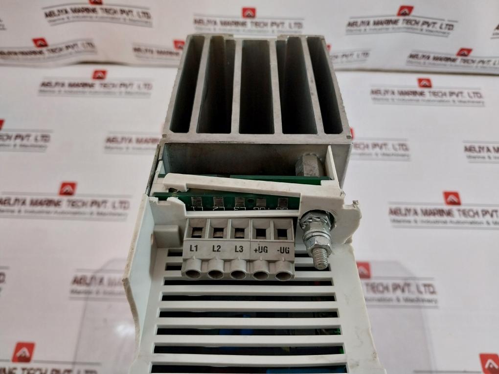 Lenze Evs9321-ep Profibus-dp Servo Inverter 24Vdc 453264460188