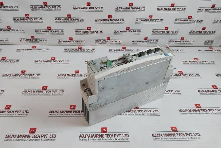 Lenze Evs9322-ep Servo Drive 24V Dc 400/480V 2.5A 2.1Kva 50/60Hz 480V