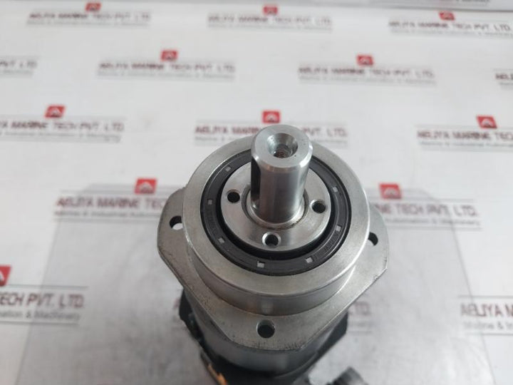 Lenze Mdsksrs036-13 Servo Motor Mprn 00 245V 0,9A 200Hz 0,25Kw Ip64 4000 Min-1