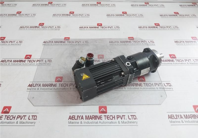 Lenze Mdsksrs036-13 Servo Motor Mprn 00 245V 0,9A 200Hz 0,25Kw Ip64 4000 Min-1