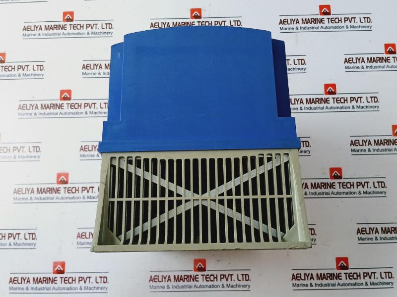 Lenze Smvector Esv183N04Txb Variable Frequency Drive (Vfd)