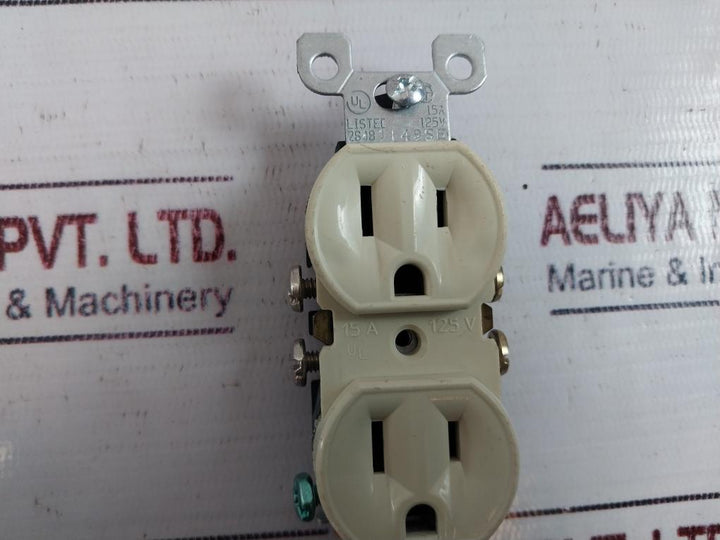 Lot of 7X Leviton 5320-ICP Duplex Receptacle 15A 125V