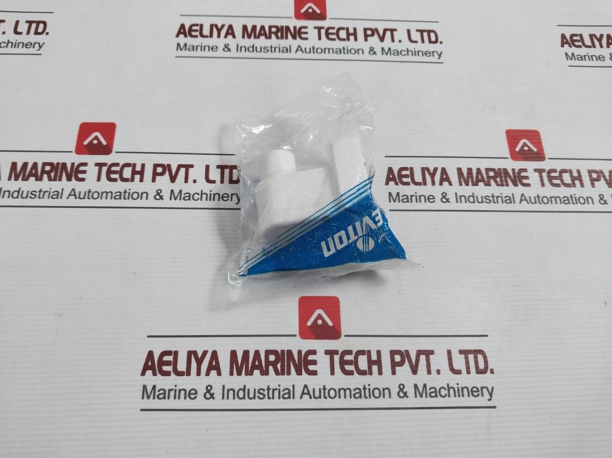 Leviton 5C399 Lamp Holder Socket