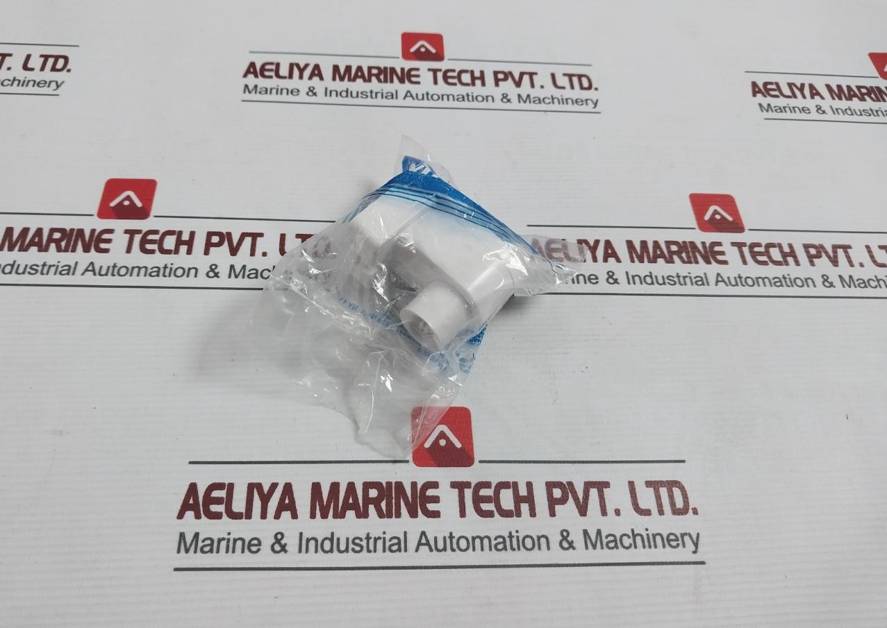 Leviton 5C399 Lamp Holder Socket