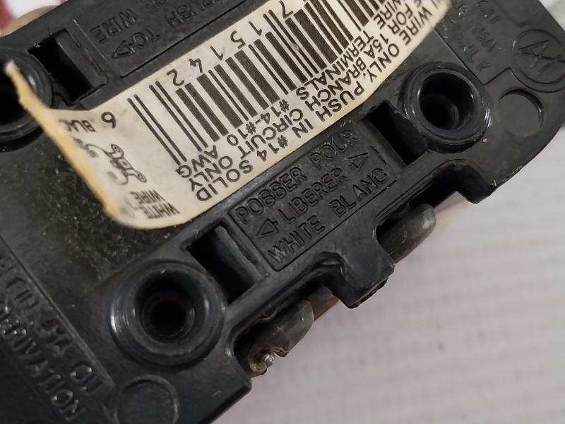 Lot Of 2X Leviton Duplex Receptacle 15A 125V